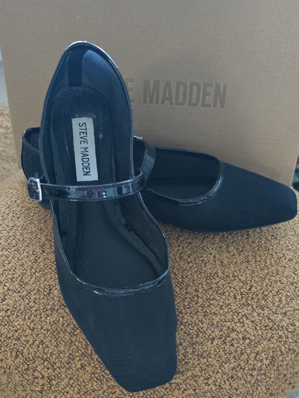 Steve Madden Black Mary Jane Pointed Flats